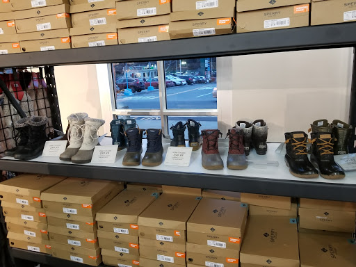 Shoe Store «DSW Designer Shoe Warehouse», reviews and photos, 2500 Central Park Ave, Yonkers, NY 10710, USA