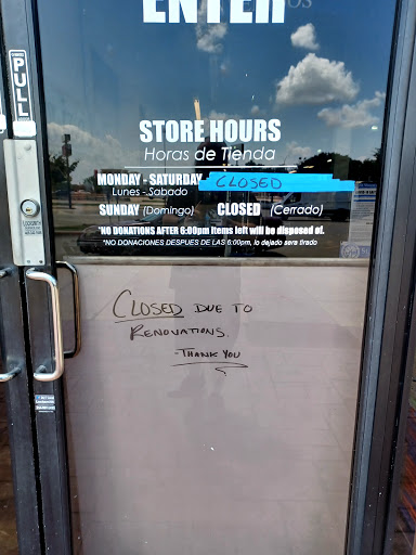 Thrift Store «Saint Vincent de Paul Thrift Store of Plano», reviews and photos, 3305 N Central Expy #280, Plano, TX 75023, USA