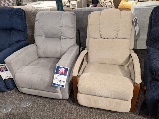Furniture Store «La-Z-Boy Furniture Galleries», reviews and photos, 17400 NW Corridor Ct, Beaverton, OR 97006, USA