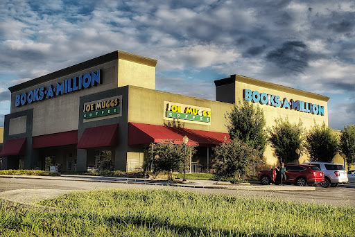 Books-A-Million, 190 Collier Dr, Sevierville, TN 37862, USA, 