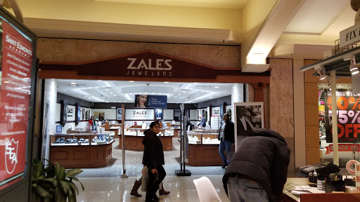 Jewelry Store «Zales - The Diamond Store», reviews and photos, 4737 Concord Pike, Wilmington, DE 19803, USA