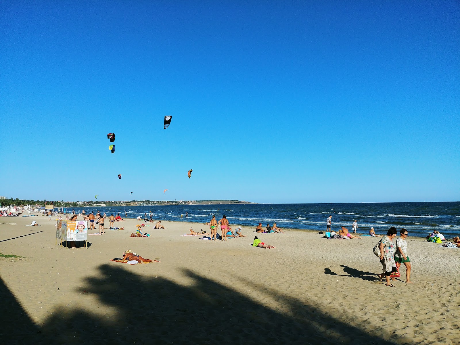 Foto de Plyazh Luzanovka área de resort de praia