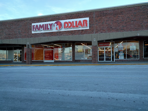 FAMILY DOLLAR, 8649 95th St, Hickory Hills, IL 60457, USA, 
