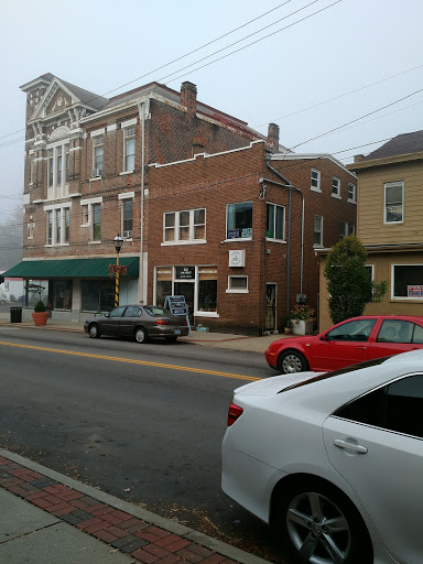 Coffee Shop «Folk School Coffee Parlor», reviews and photos, 332 Elm St, Ludlow, KY 41016, USA