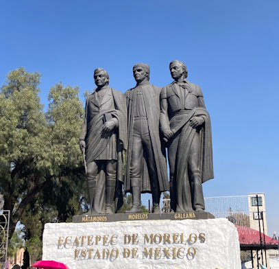 Monumento De La Trilogía De Los Heróes De La Independencia