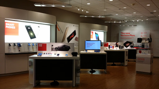 Cell Phone Store «Verizon», reviews and photos, 3264 Lakeshore Ave, Oakland, CA 94610, USA