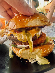 Photo n°107 de Edgar Gastronomique Burgers à Saint-Laurent-du-Var ()