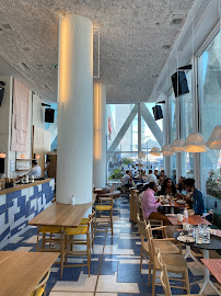 Atmosphère du Yaya La Défense - Restaurant Grec & Bar à cocktails à Puteaux - n°18