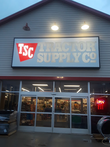 Home Improvement Store «Tractor Supply Co.», reviews and photos, 82 Turnpike Rd, Ipswich, MA 01938, USA