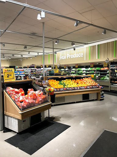 Grocery Store «Food Lion», reviews and photos, 980 Kildaire Farm Rd, Cary, NC 27511, USA