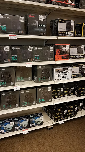 Electronics Store «Micro Center», reviews and photos, 550 Lancaster Ave, St Davids, PA 19087, USA