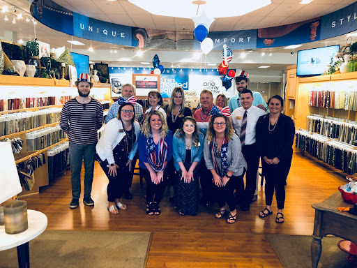 Furniture Store «La-Z-Boy Furniture Galleries», reviews and photos, 1737 E Independence St, Springfield, MO 65804, USA