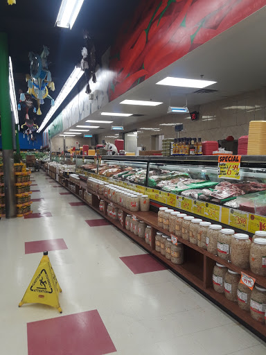 Produce Market «El Ranchito», reviews and photos, 561 E Cass St, Joliet, IL 60432, USA