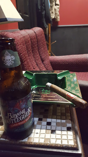 Tobacco Shop «Bowling Green Pipe & Cigar», reviews and photos, 434 E Main Ave, Bowling Green, KY 42101, USA