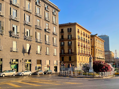 Che Bancal Gruppo Mediobanca - Banca in Napoli, Città Metropolitana di Napoli, Italia