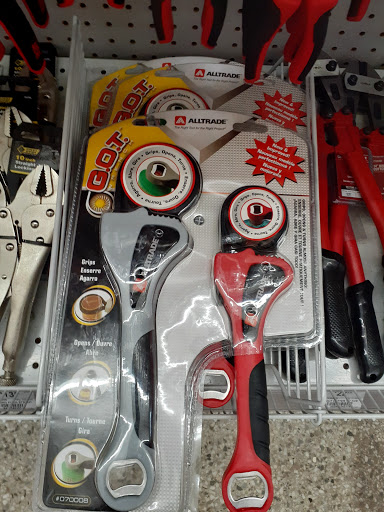 Hardware Store «Beach Ace Hardware Inc», reviews and photos, 232 Commercial Blvd, Lauderdale-By-The-Sea, FL 33308, USA