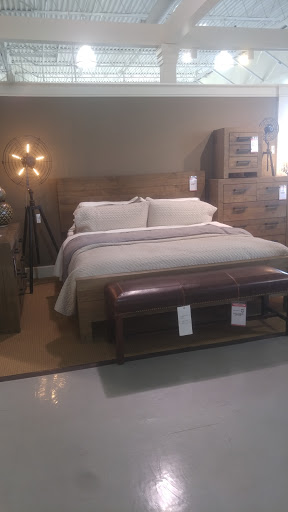 Furniture Store «Value City Furniture», reviews and photos, 2437 E Main St, Plainfield, IN 46168, USA