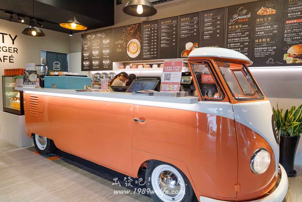 城市漢堡咖啡館 台中車站店(B8櫃位) 的照片