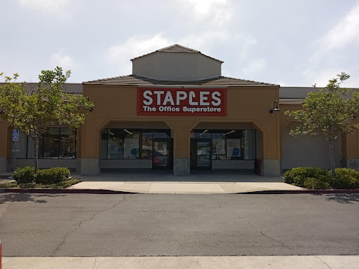 Office Supply Store «Staples», reviews and photos, 33959 Doheny Park Rd, San Juan Capistrano, CA 92675, USA