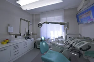 Studio Dentistico Dr. Massimo Cappella image