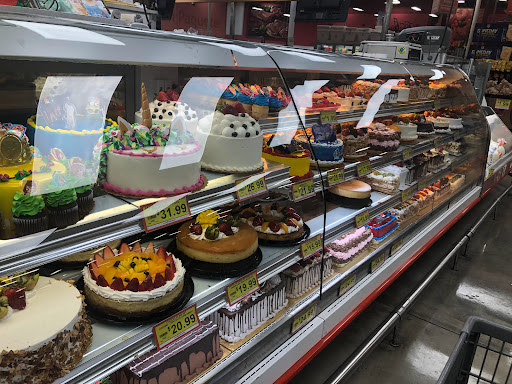 Grocery Store «El Super», reviews and photos, 315 San Fernando Mission Blvd, San Fernando, CA 91340, USA