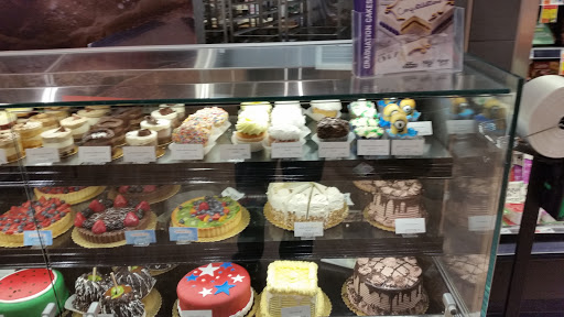 Supermarket «Market 32», reviews and photos, 990 Torringford St, Torrington, CT 06790, USA