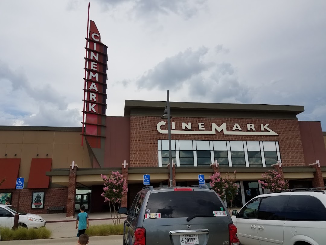 Cinemark Alliance Town Center and XD
