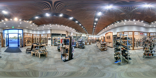 Shoe Store «Shoe Mill», reviews and photos, 9609 SW Washington Square Rd, Portland, OR 97223, USA