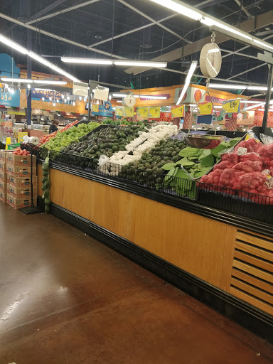 Grocery Store «Fiesta Mart Inc», reviews and photos, 3434 W Illinois Ave, Dallas, TX 75211, USA