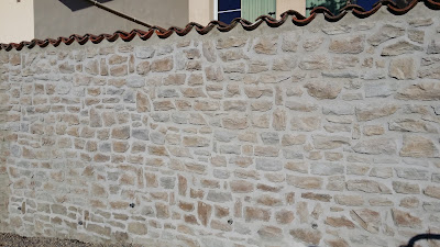 BONNET BATIMENT à Péronnas