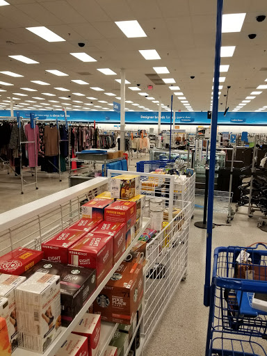 Clothing Store «Ross Dress for Less», reviews and photos, 749 E Dundee Rd, Palatine, IL 60074, USA