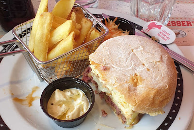 Memphis - Restaurant Diner à Niort