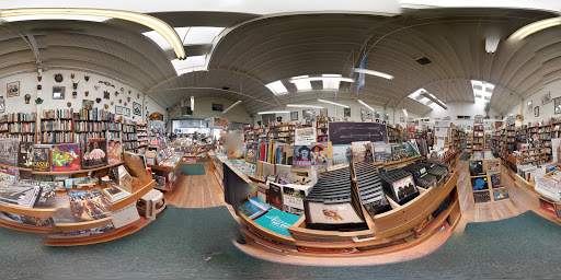 Book Store «Walden Pond Bookstore», reviews and photos, 3316 Grand Ave, Oakland, CA 94610, USA