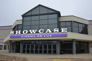 Showcase Cinema de Lux North Attleboro image