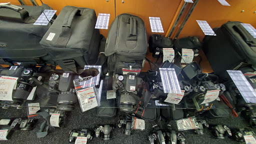 Pawn Shop «Pawn America», reviews and photos, 15 Coon Rapids Blvd NW, Coon Rapids, MN 55448, USA