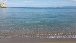 Φωτογραφία του Guldal Container beach - δημοφιλές μέρος μεταξύ λάτρεις της χαλάρωσης