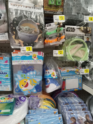 Shopping Mall «Village Square Shopping Center», reviews and photos, 2800 Recker Hwy, Winter Haven, FL 33880, USA