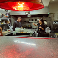 Atmosphère du Restaurant de fruits de mer Du Bar à l'Huître - Restaurant Arles - n°9