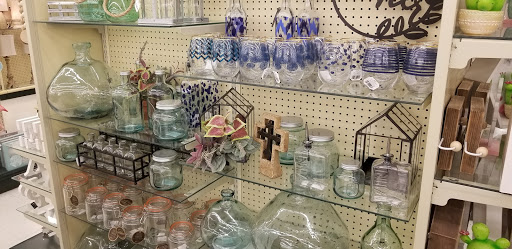 Craft Store «Hobby Lobby», reviews and photos, 7061 W 159th St B, Tinley Park, IL 60477, USA