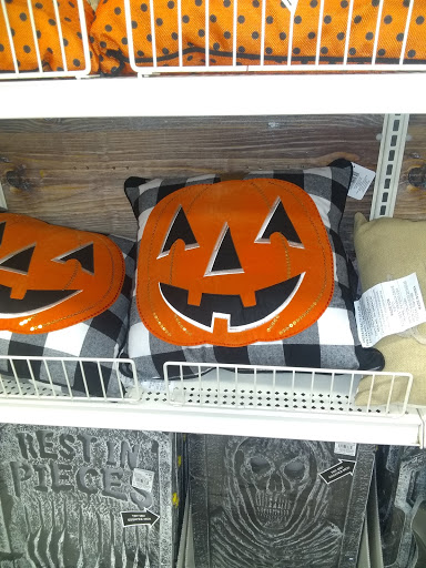 Craft Store «Michaels», reviews and photos, 1614 Stringtown Rd, Grove City, OH 43123, USA