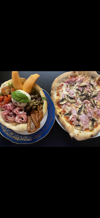 Pizza du Pizzeria A Madonuccia à Ajaccio - n°10