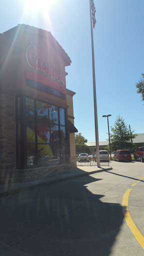 Fast Food Restaurant «Chick-fil-A», reviews and photos, 912 US-190, Covington, LA 70433, USA