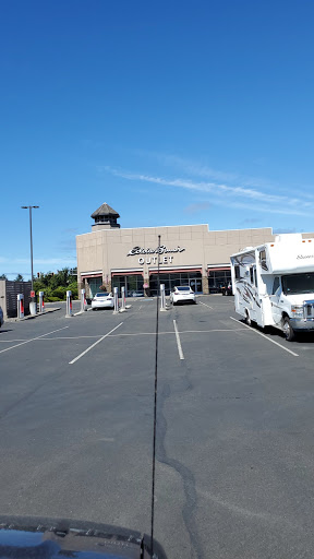Clothing Store «Eddie Bauer Outlet», reviews and photos, 1111 N Roosevelt Dr #100, Seaside, OR 97138, USA