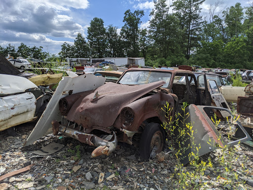 Salvage Yard «EZ Pull & Save Auto Parts», reviews and photos, 2401 Summer Valley Rd, New Ringgold, PA 17960, USA