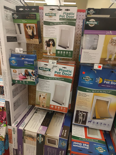 Pet Supply Store «Petco Animal Supplies», reviews and photos, 364 Randall Rd, South Elgin, IL 60177, USA