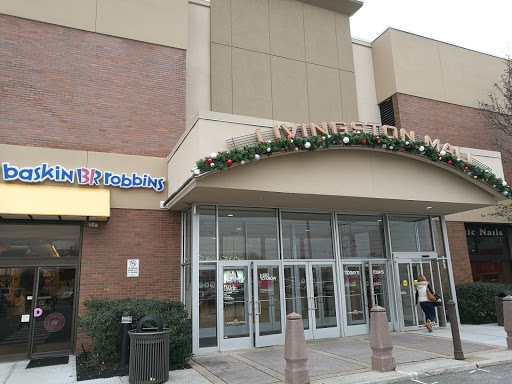 Shopping Mall «Livingston Mall», reviews and photos, 112 Eisenhower Pkwy, Livingston, NJ 07039, USA