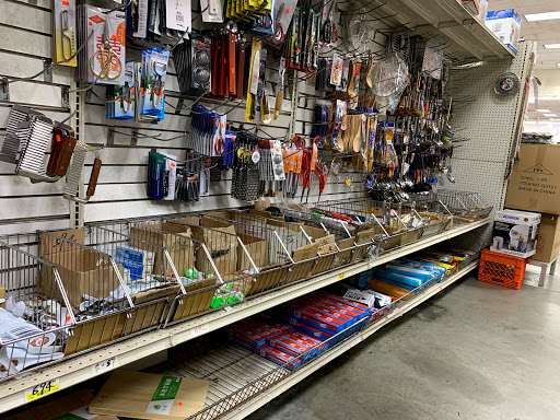 Beauty Supply Store «Sally Beauty», reviews and photos, 330 W Oregon Ave, Philadelphia, PA 19148, USA