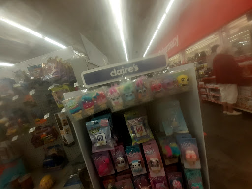 Drug Store «CVS», reviews and photos, 23391 Farmington Rd, Farmington, MI 48336, USA