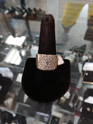 Asian Grocery Store «Sayar Food Market», reviews and photos, 3 Everett St #3e, Revere, MA 02151, USA