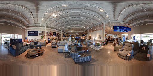 Furniture Store «Slumberland Furniture», reviews and photos, 4390 Dodge St, Dubuque, IA 52003, USA